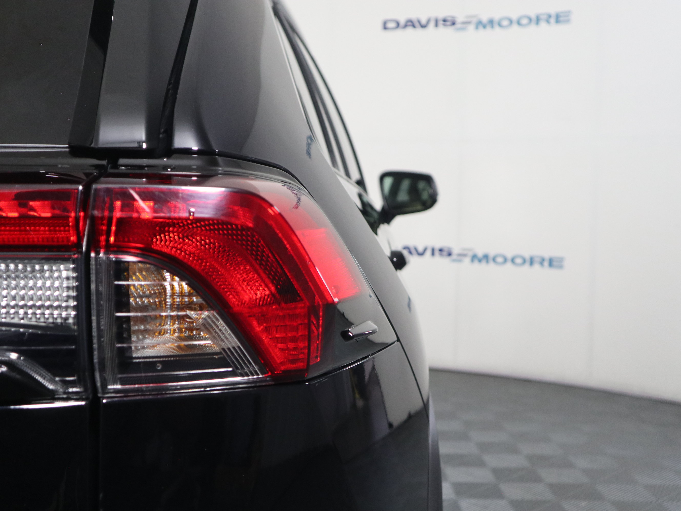 Used 2025 Toyota RAV4 LE AWD/4WD image 6