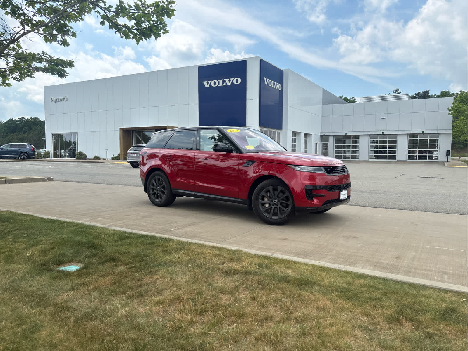 Used 2023 Land Rover Range Rover Sport SE AWD/4WD image 38