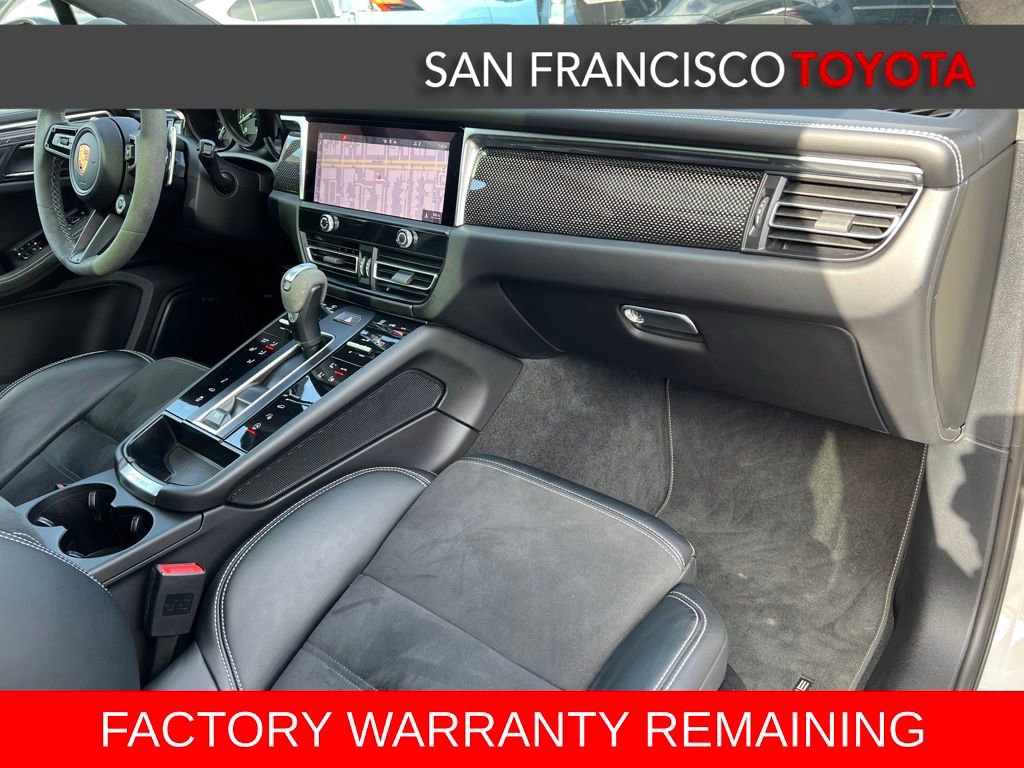 Used 2024 Porsche Macan GTS image 27