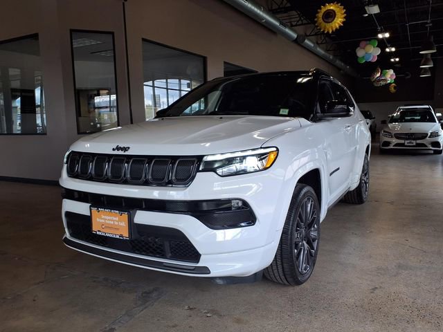 Certified 2022 Jeep Compass High Altitude AWD/4WD image 4