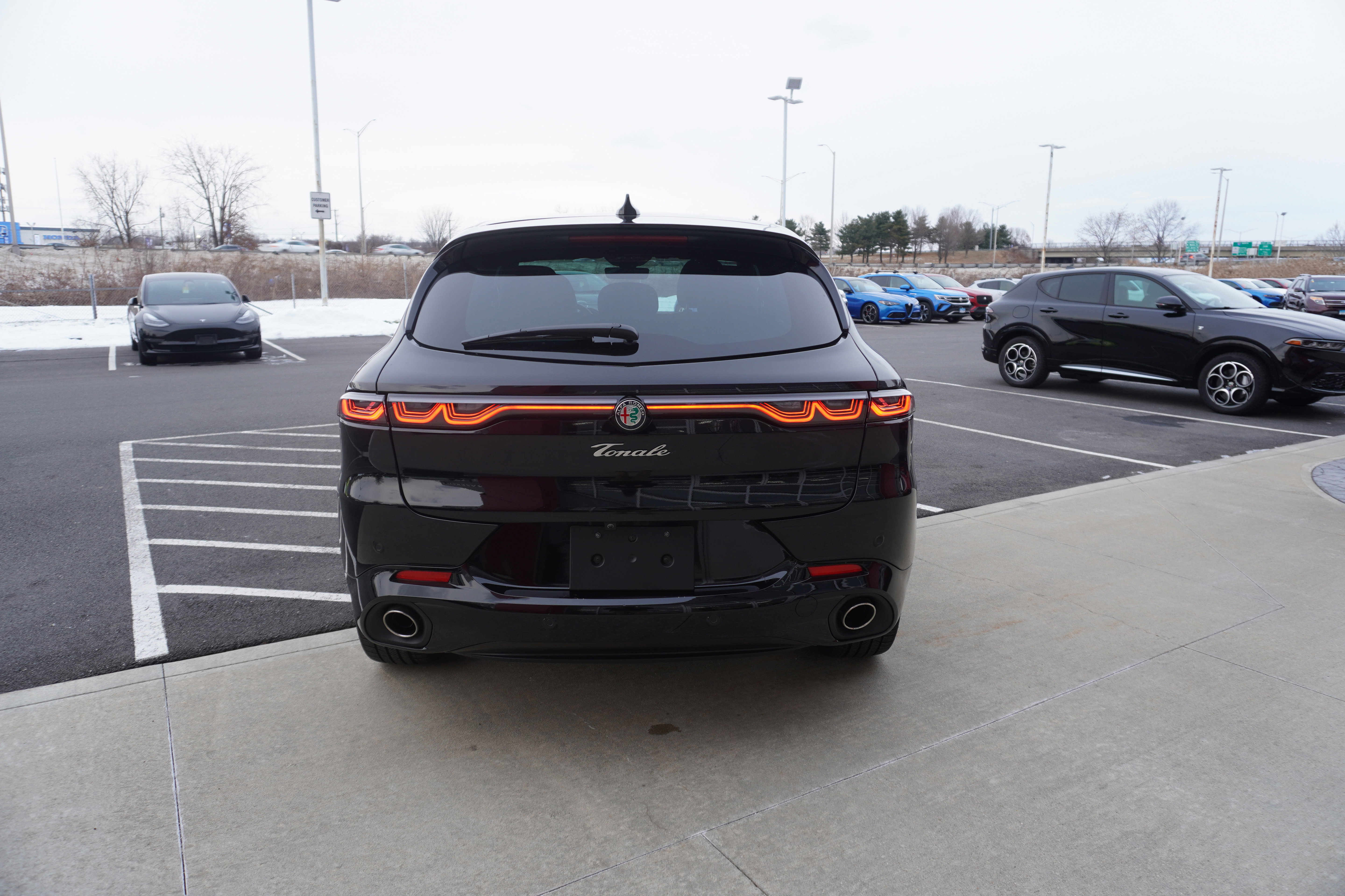 New 2025 Alfa Romeo Tonale AWD/4WD image 8