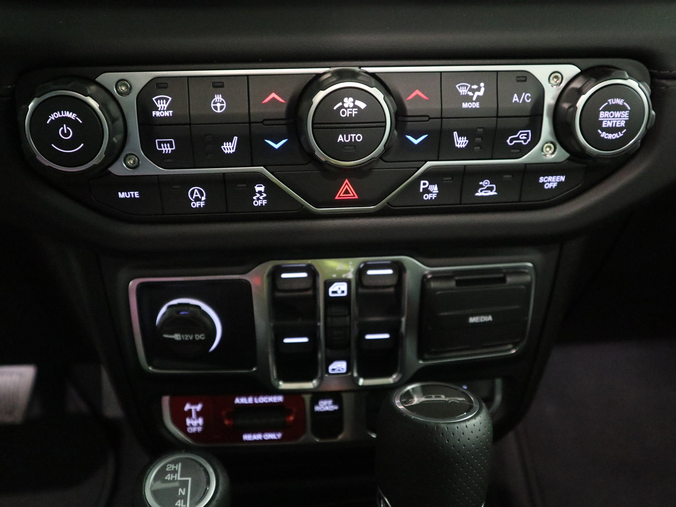 New 2026 Jeep Gladiator Mojave w/ Safety Group AWD/4WD image 25