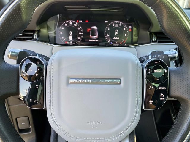 Used 2020 Land Rover Range Rover Evoque First Edition image 18