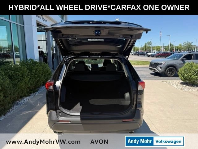 Used 2024 Toyota RAV4 XLE AWD/4WD image 8