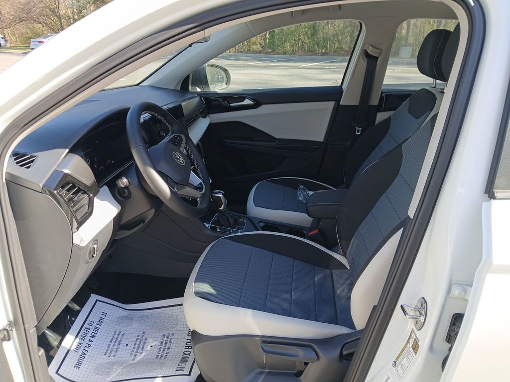 New 2026 Volkswagen Taos S image 9