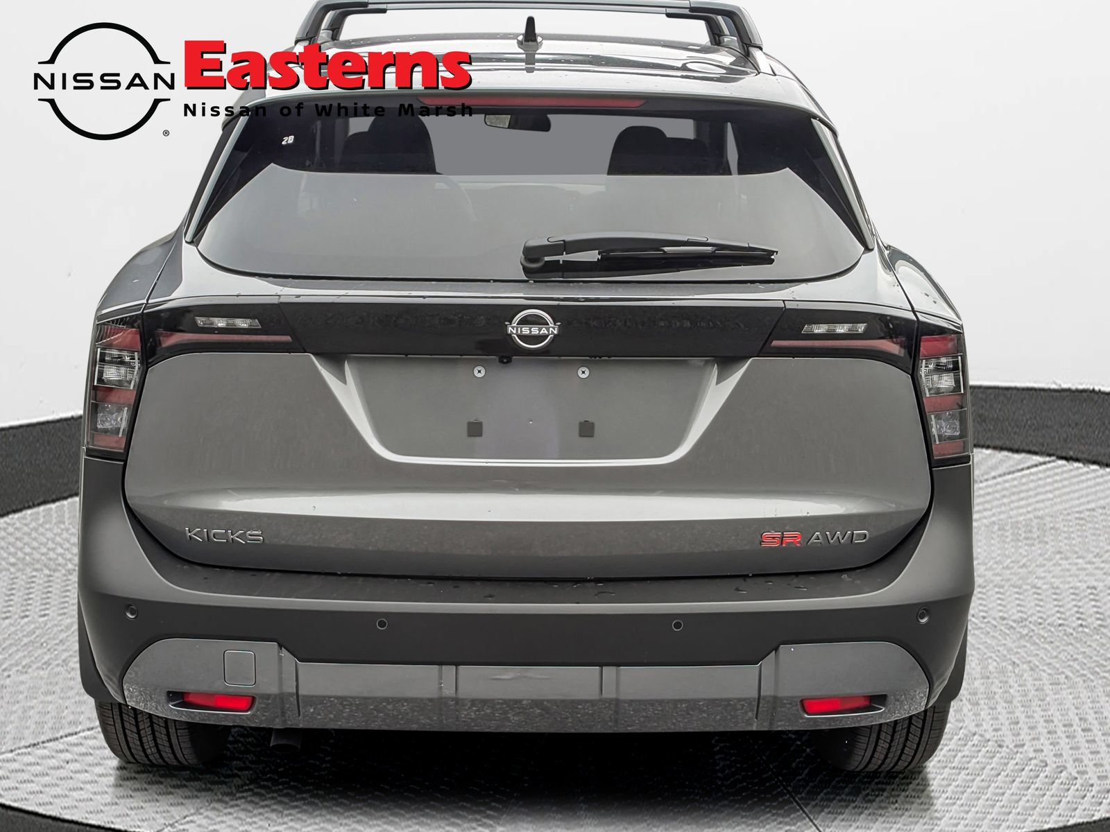 New 2026 Nissan Kicks SR w/ Cold Weather Package AWD/4WD image 8