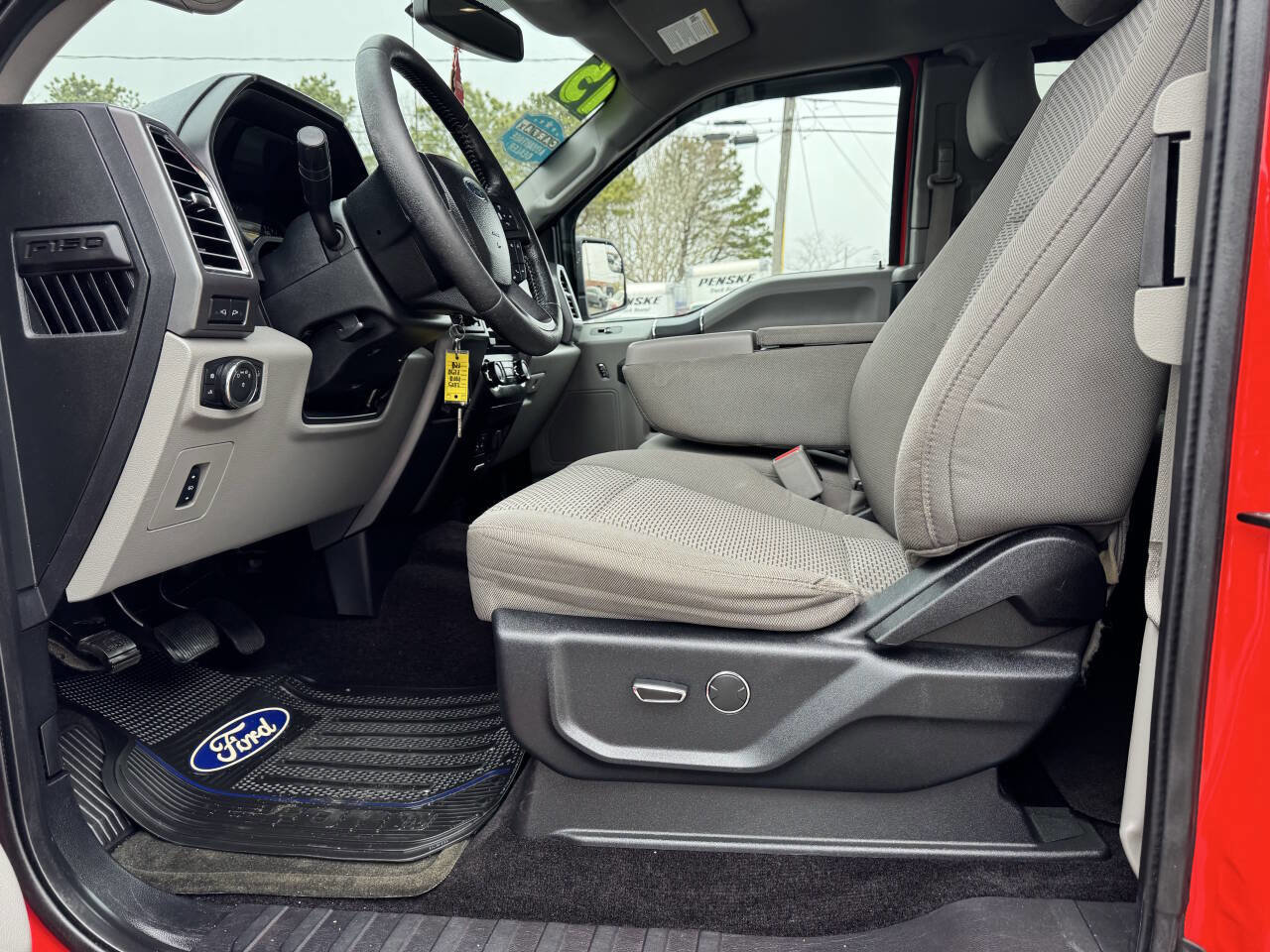 Used 2015 Ford F150 XLT w/ Equipment Group 301A Mid AWD/4WD image 18