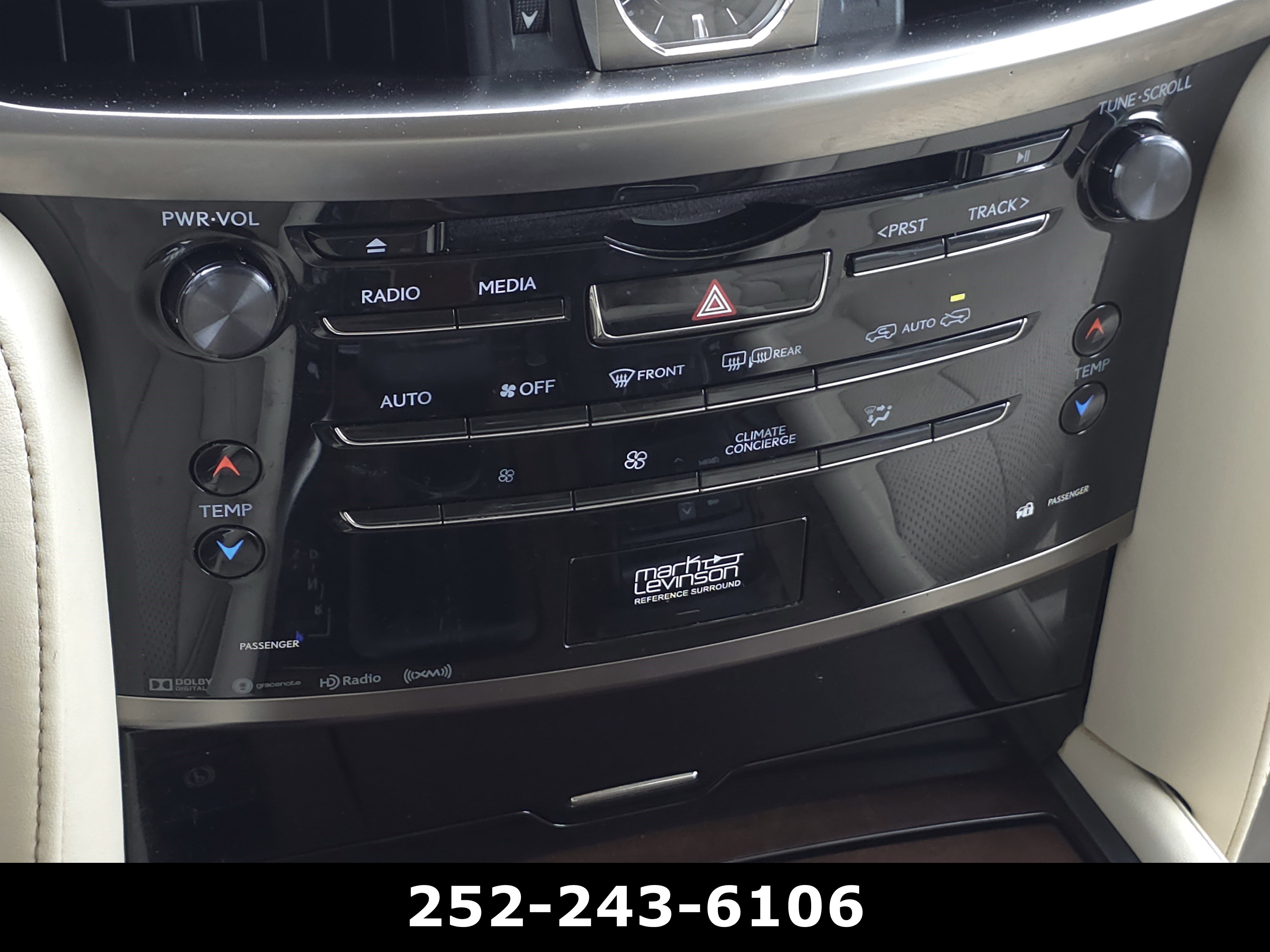 Used 2016 Lexus LX 570 4WD w/ Luxury Package image 19