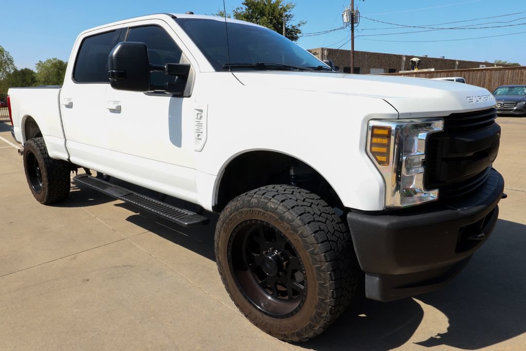 Used 2019 Ford F250 XLT AWD/4WD image 3