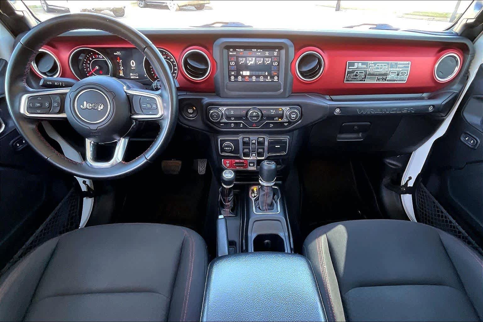 Used 2018 Jeep Wrangler Unlimited Rubicon AWD/4WD image 14