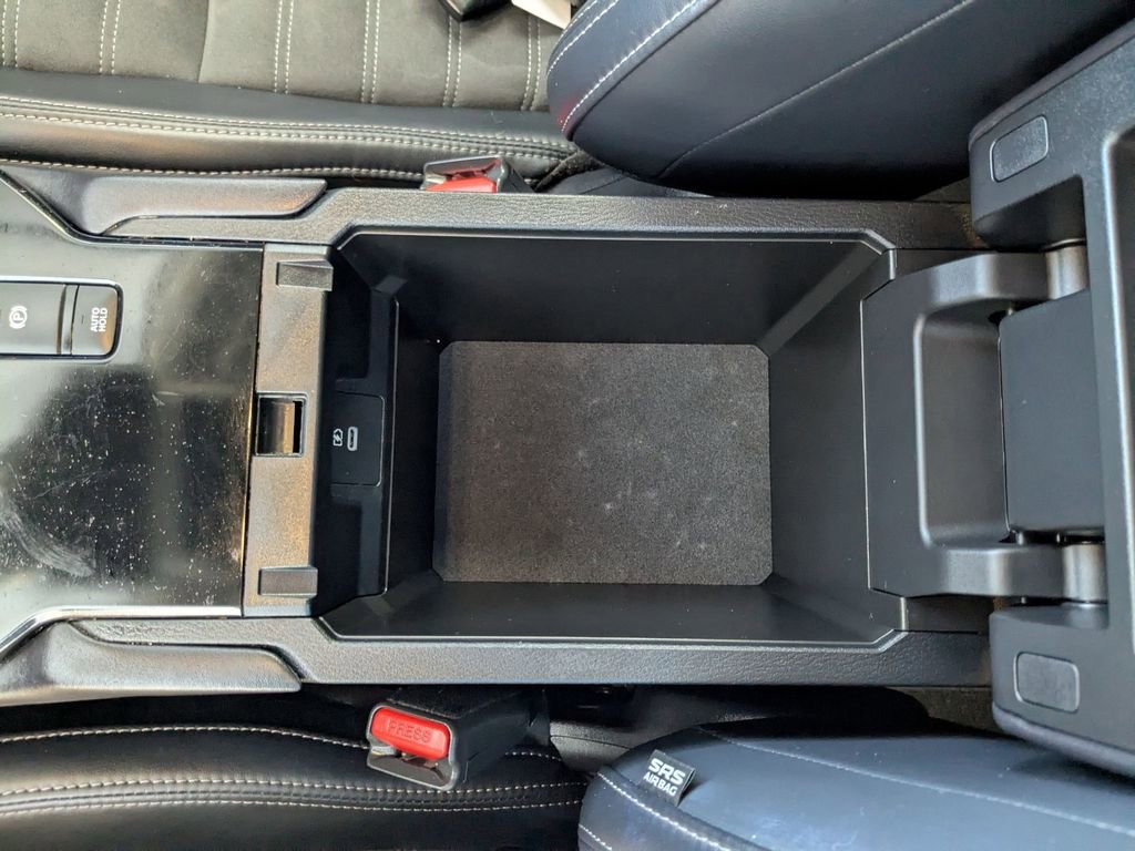 Used 2025 Mitsubishi Outlander SE image 27