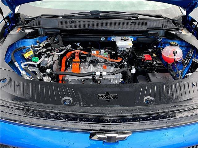 Certified 2024 Chevrolet Equinox EV LT w/ LPO, Trailering Package FWD image 11