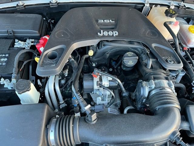 Used 2020 Jeep Wrangler Unlimited Sahara image 33