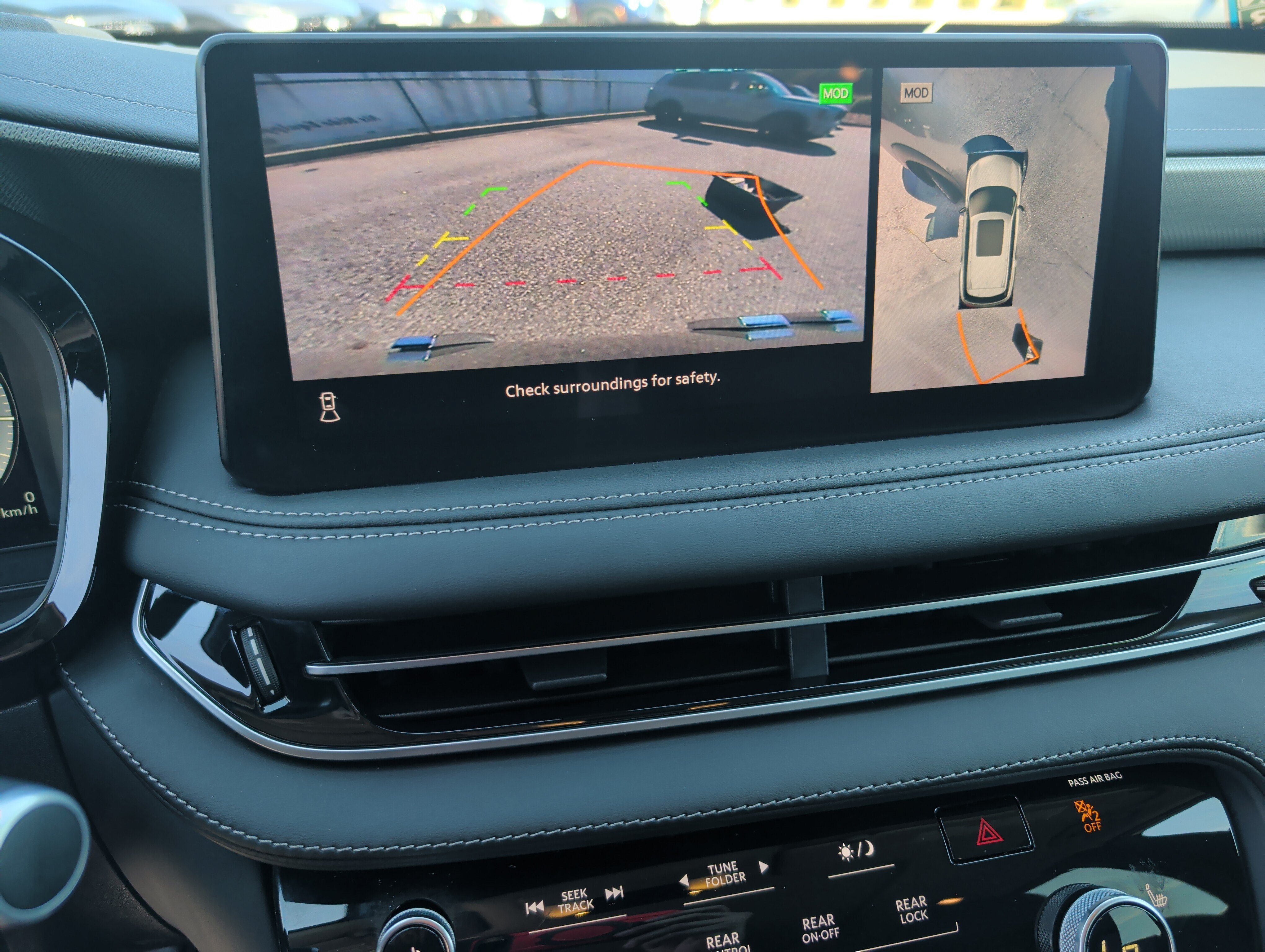 Used 2023 INFINITI QX60 Luxe w/ Cargo Package FWD image 23