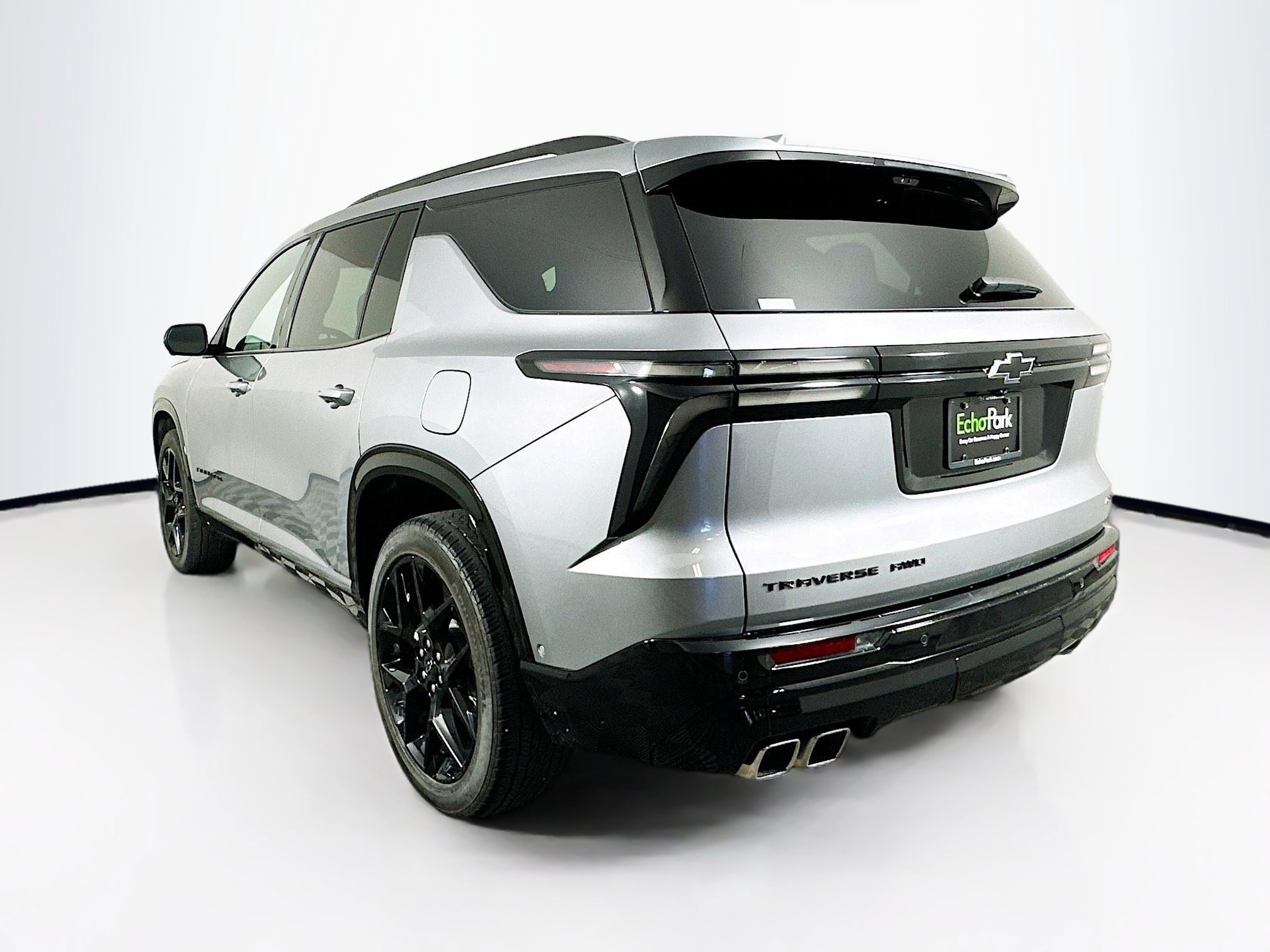 Used 2024 Chevrolet Traverse RS image 5