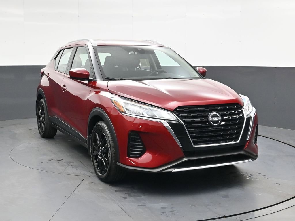 Used 2024 Nissan Kicks SV