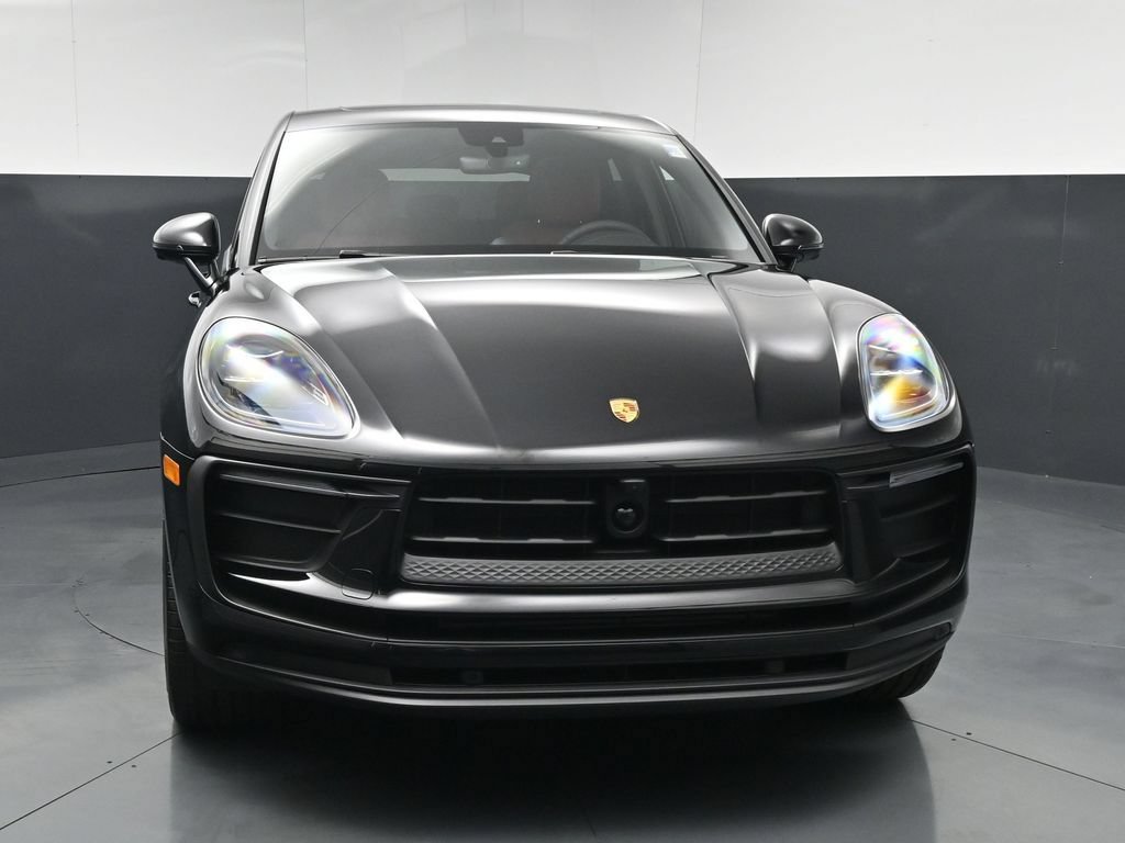 New 2026 Porsche Macan AWD/4WD image 15