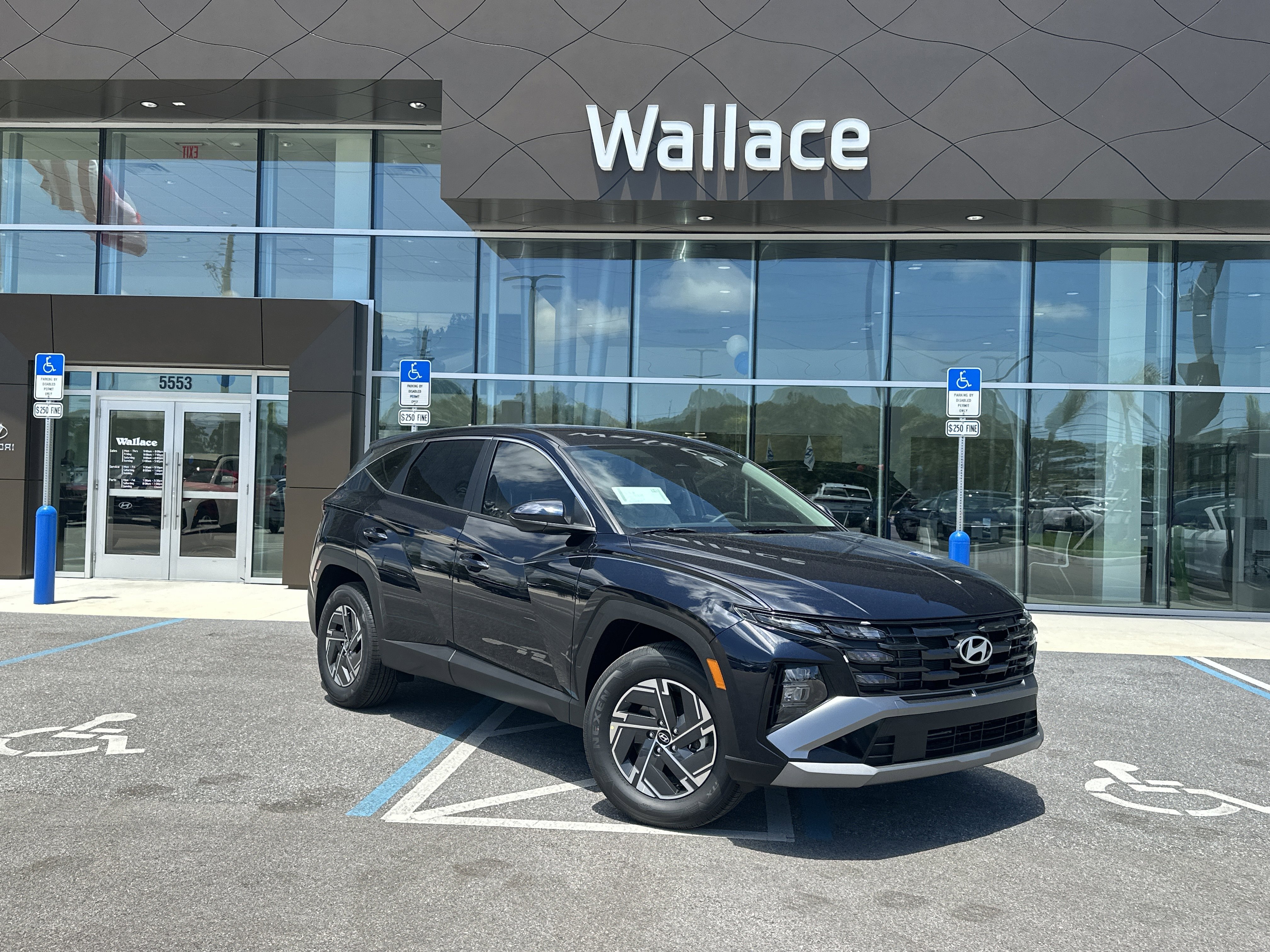 New 2026 Hyundai Tucson Blue SE AWD/4WD image 1