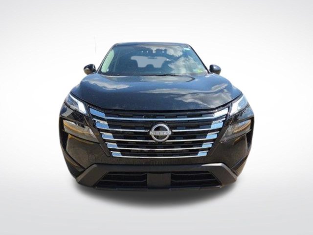 Used 2025 Nissan Rogue SV FWD image 2