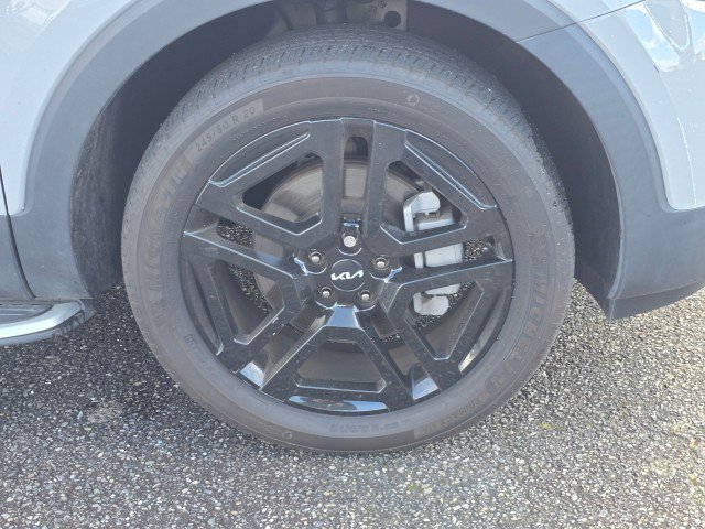 Used 2023 Kia Telluride EX X-Line image 9