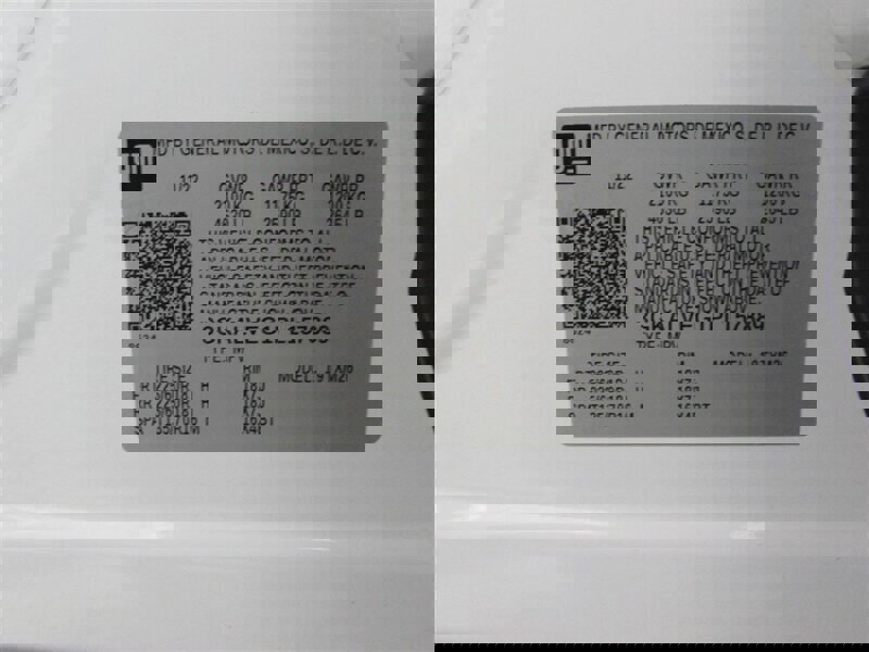 Used 2023 GMC Terrain SLT image 68