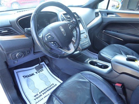 Used 2017 Lincoln MKC Reserve w/ Lincoln MKC Climate Package image 12