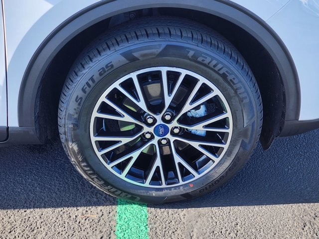 Used 2022 Ford Escape SEL w/ Technology Package FWD image 23