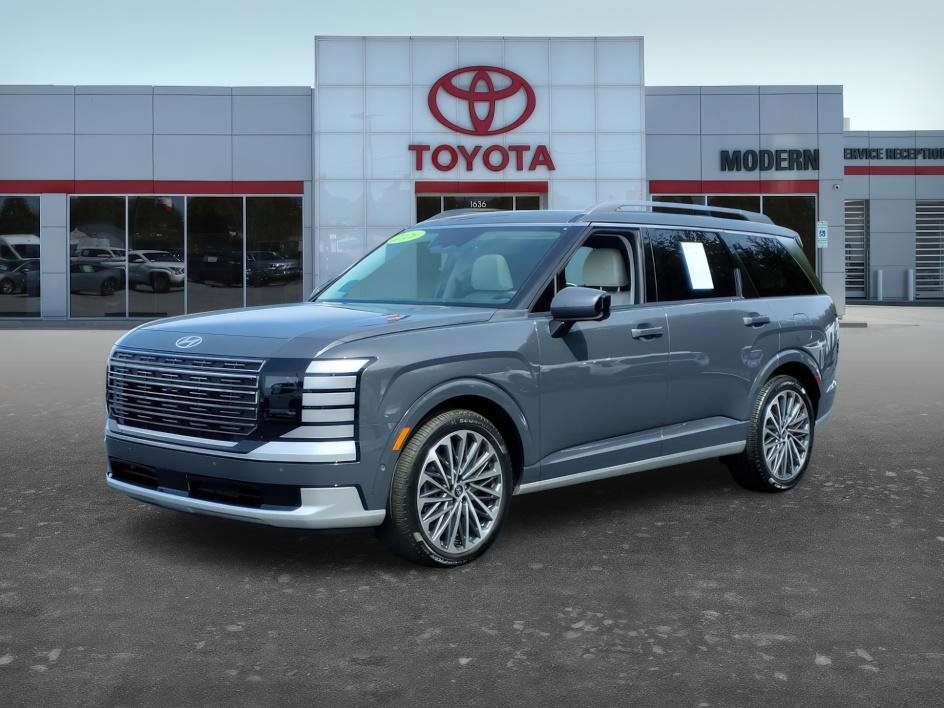 Used 2026 Hyundai Palisade Calligraphy image 1