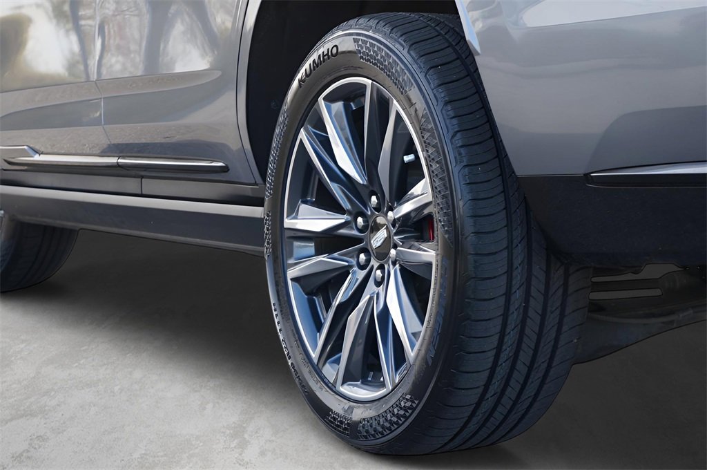 Used 2021 Cadillac Escalade Sport w/ Driver Assist Tech Package image 9