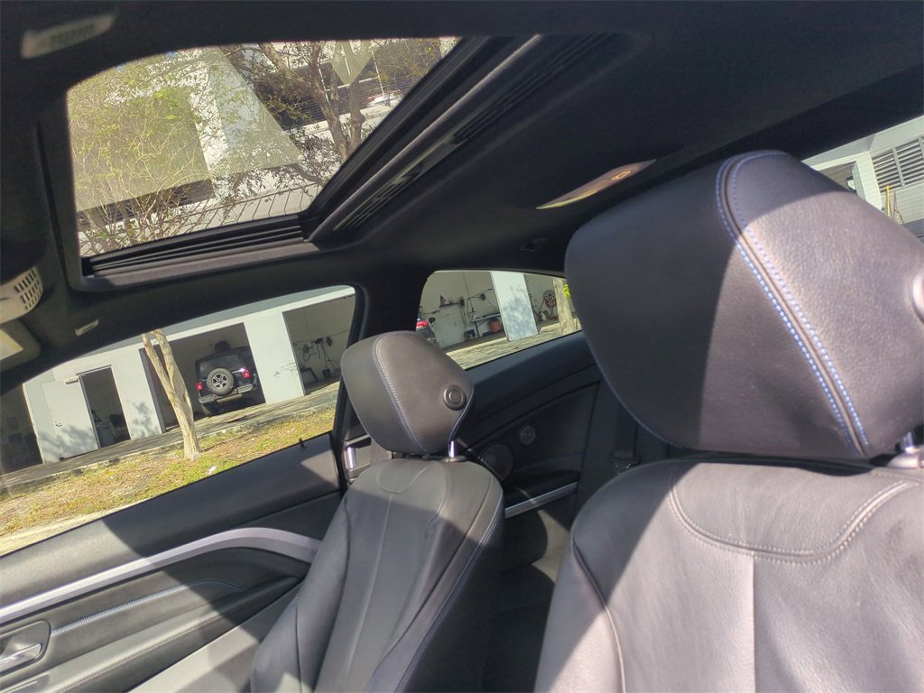 Used 2019 BMW 440i Coupe w/ M Sport Package image 22