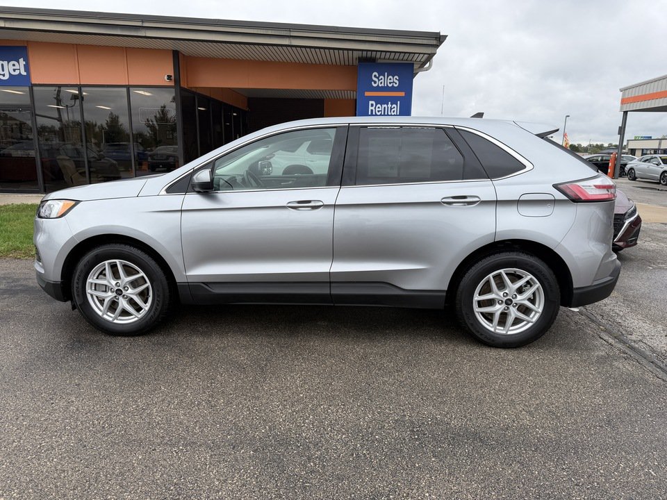 Used 2024 Ford Edge SEL w/ Cargo Accessory Package AWD/4WD image 2