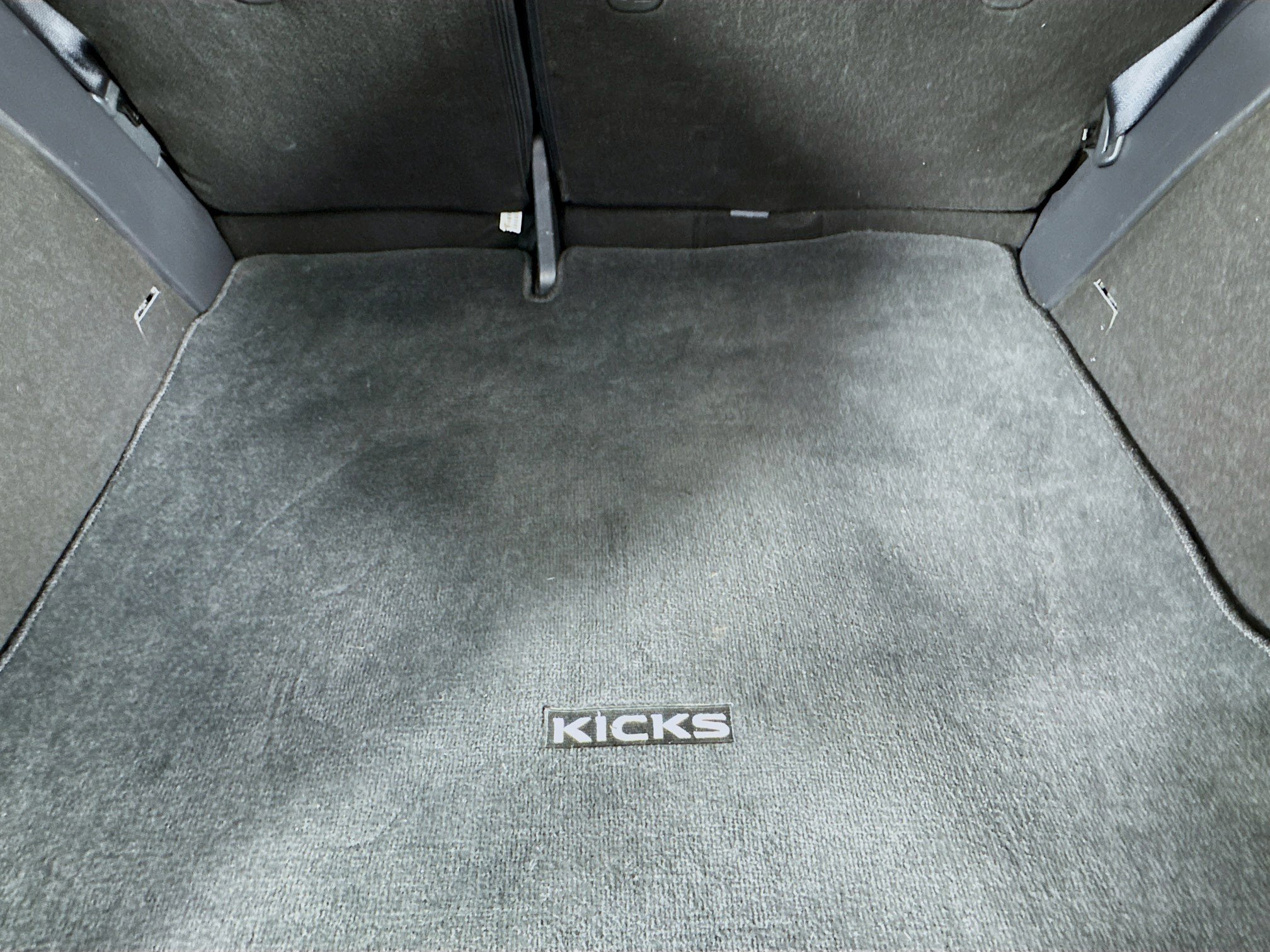 Used 2022 Nissan Kicks S image 34