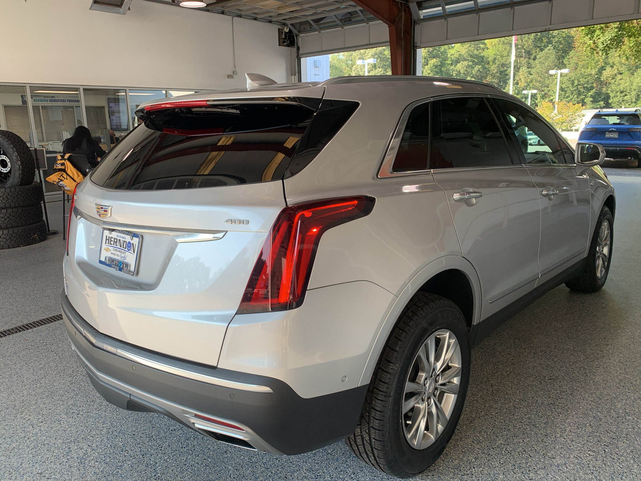 Used 2020 Cadillac XT5 Premium Luxury AWD/4WD image 13