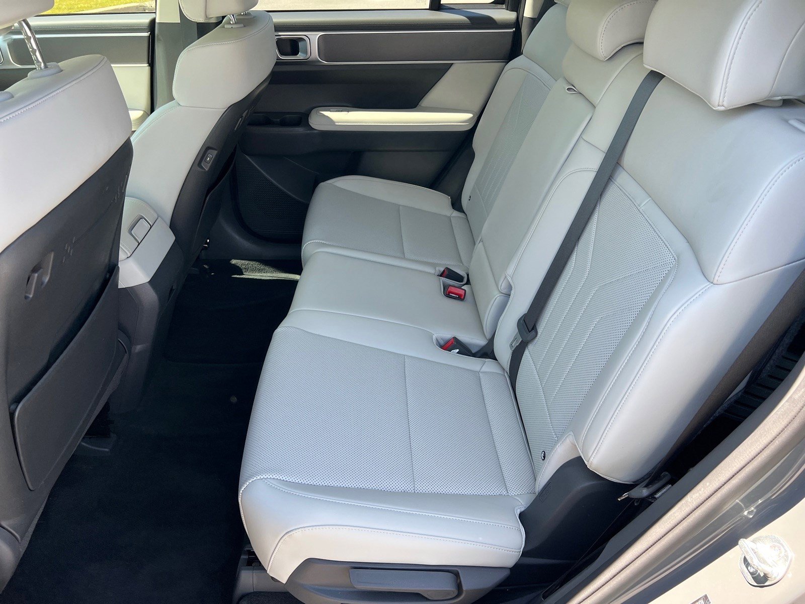 Used 2024 Hyundai Santa Fe SEL image 24