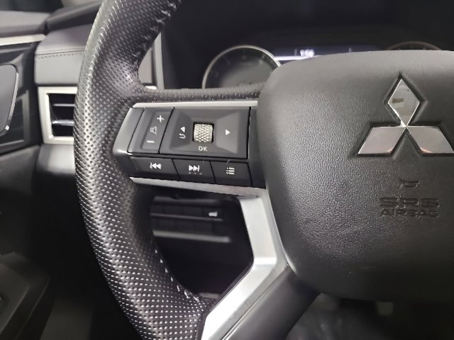 Used 2024 Mitsubishi Outlander SE AWD/4WD image 26