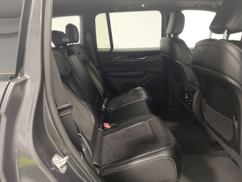 Used 2023 Jeep Grand Cherokee Altitude AWD/4WD image 19