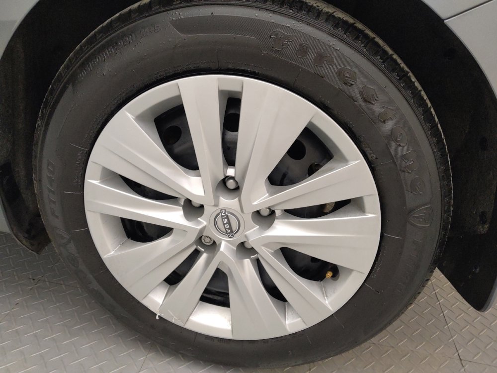 Used 2024 Nissan Sentra S image 31