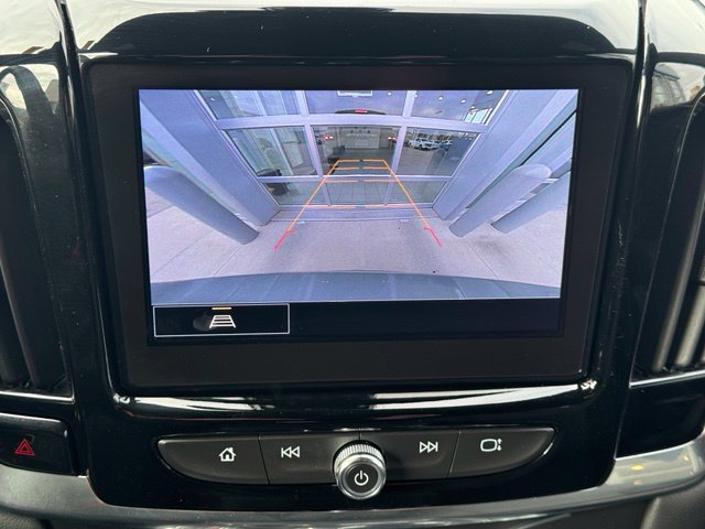Used 2023 Chevrolet Traverse LT AWD/4WD image 4