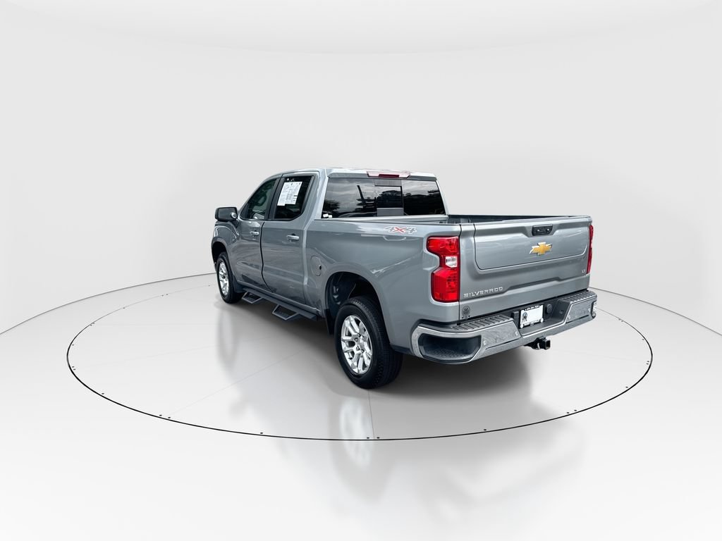 Used 2024 Chevrolet Silverado 1500 LT w/ Safety Package AWD/4WD image 6