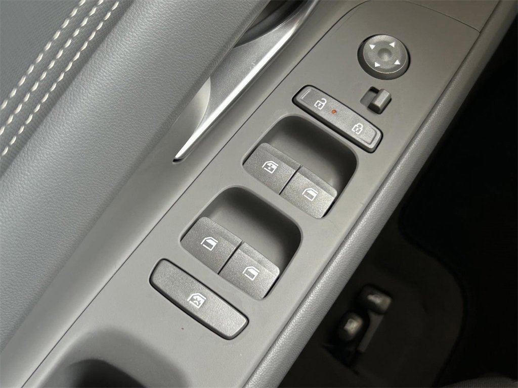 Used 2024 Hyundai Elantra SEL w/ Convenience Package image 26