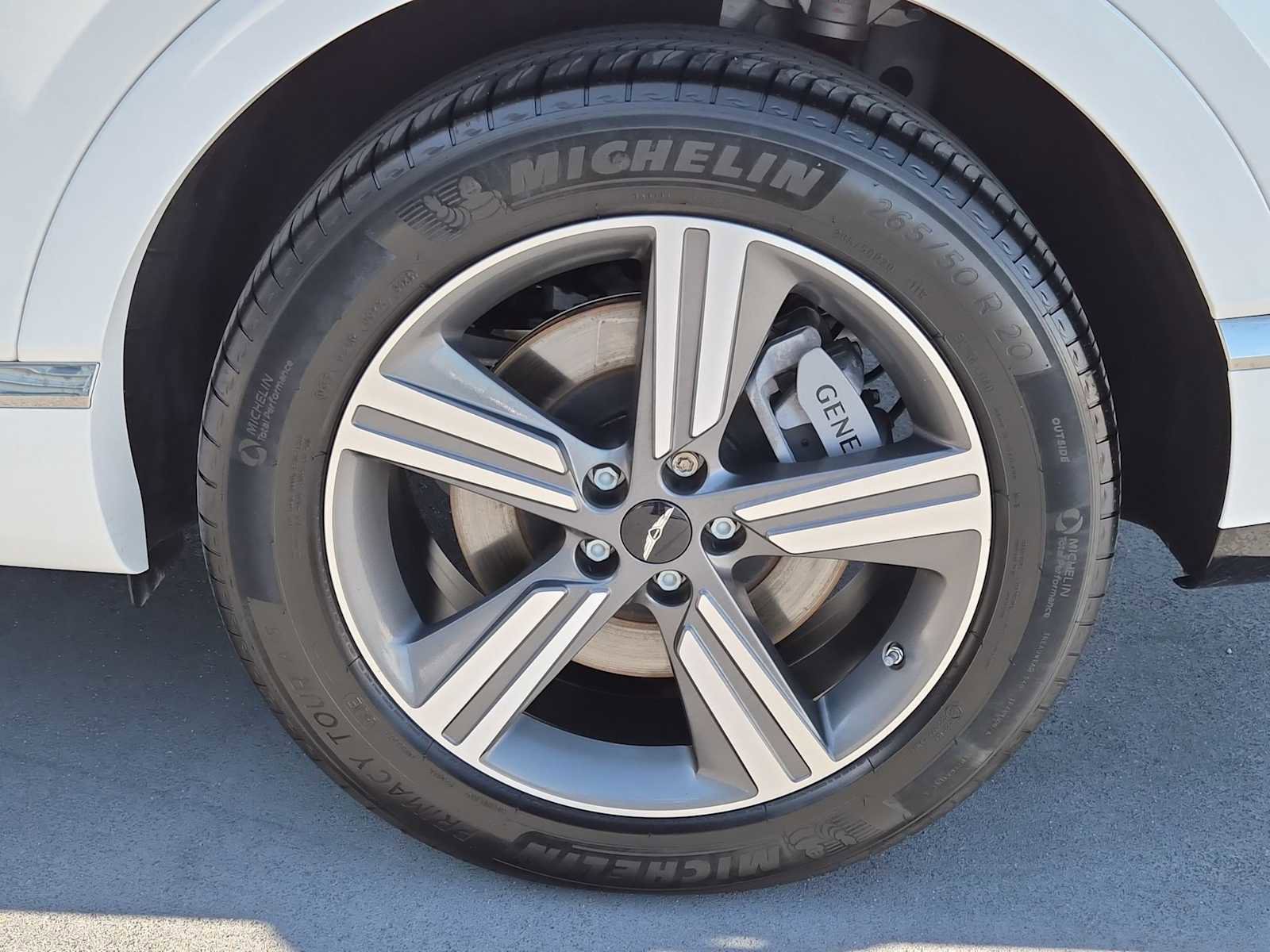 Used 2025 Genesis GV80 3.5T image 12