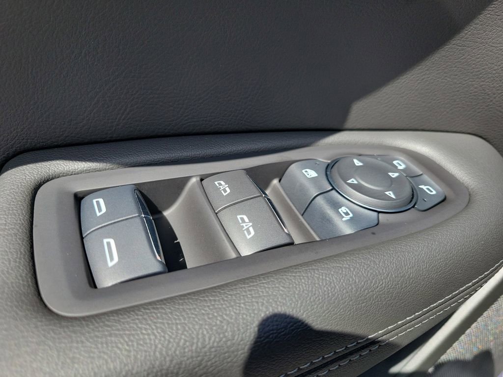 Used 2025 Cadillac XT6 Premium Luxury w/ Technology Package image 24