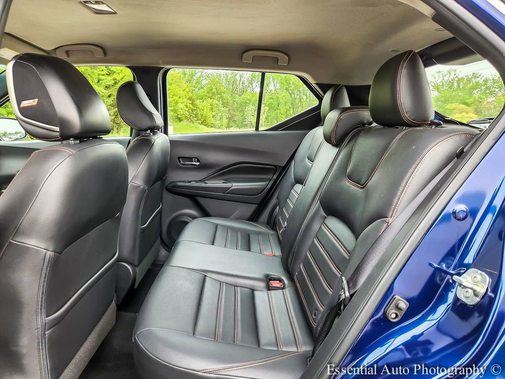 Used 2019 Nissan Kicks SR w/ SR Premium Package FWD image 10