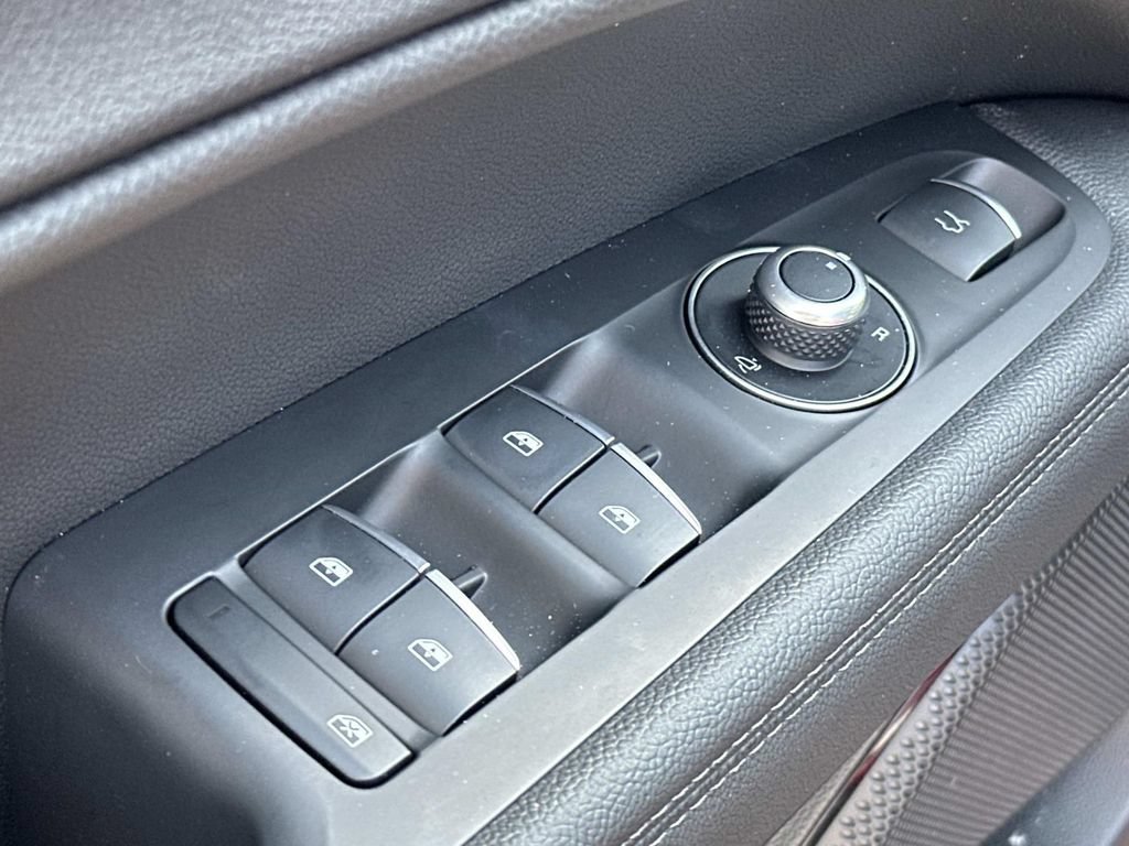 New 2026 Alfa Romeo Stelvio Sprint AWD/4WD image 14