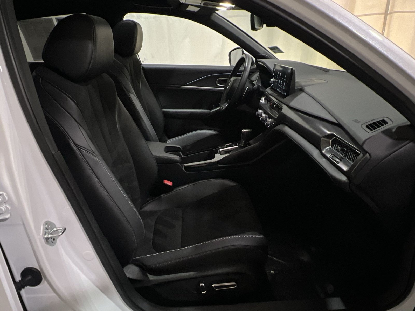Used 2024 Acura Integra A-Spec FWD image 35