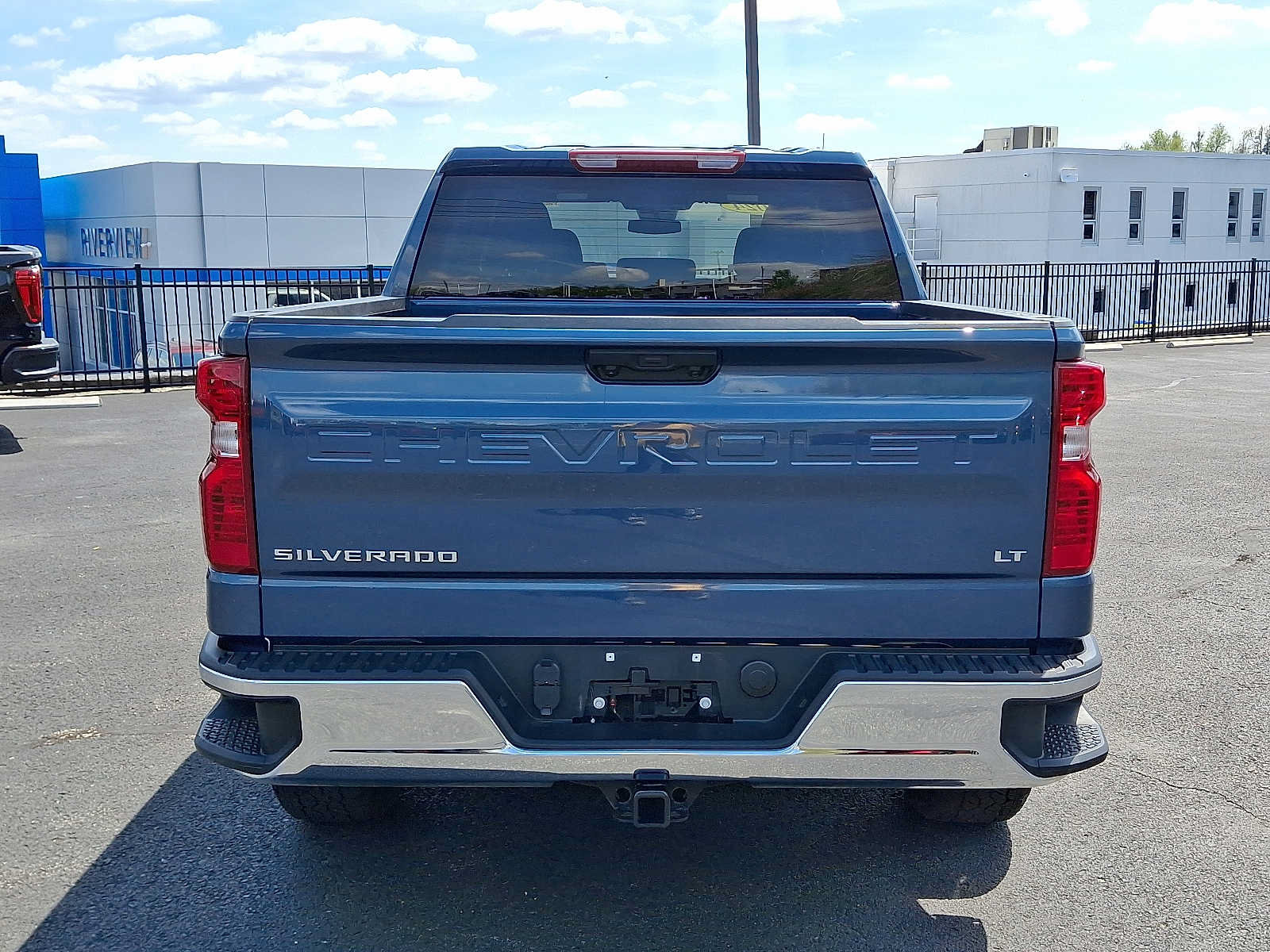 Used 2024 Chevrolet Silverado 1500 LT AWD/4WD image 5