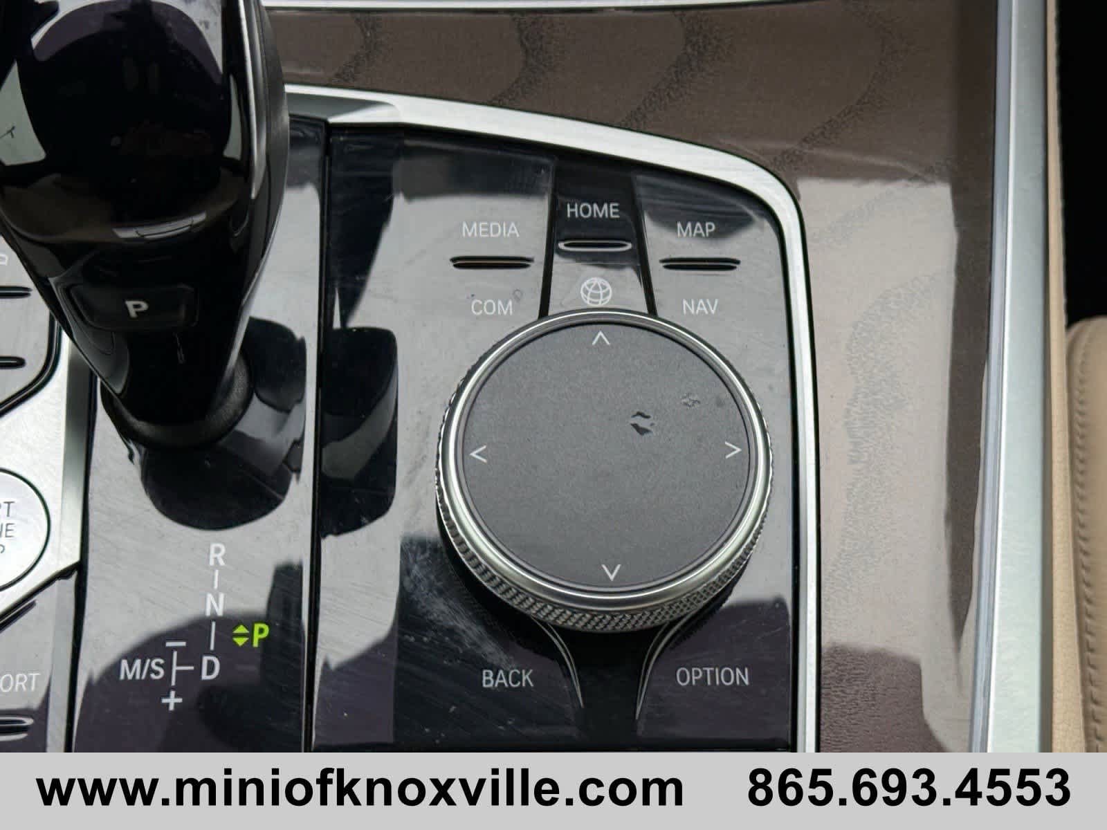Used 2022 BMW X5 sDrive40i w/ Luxury Seating Package image 21