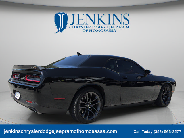 Used 2021 Dodge Challenger R/T Scat Pack RWD image 2