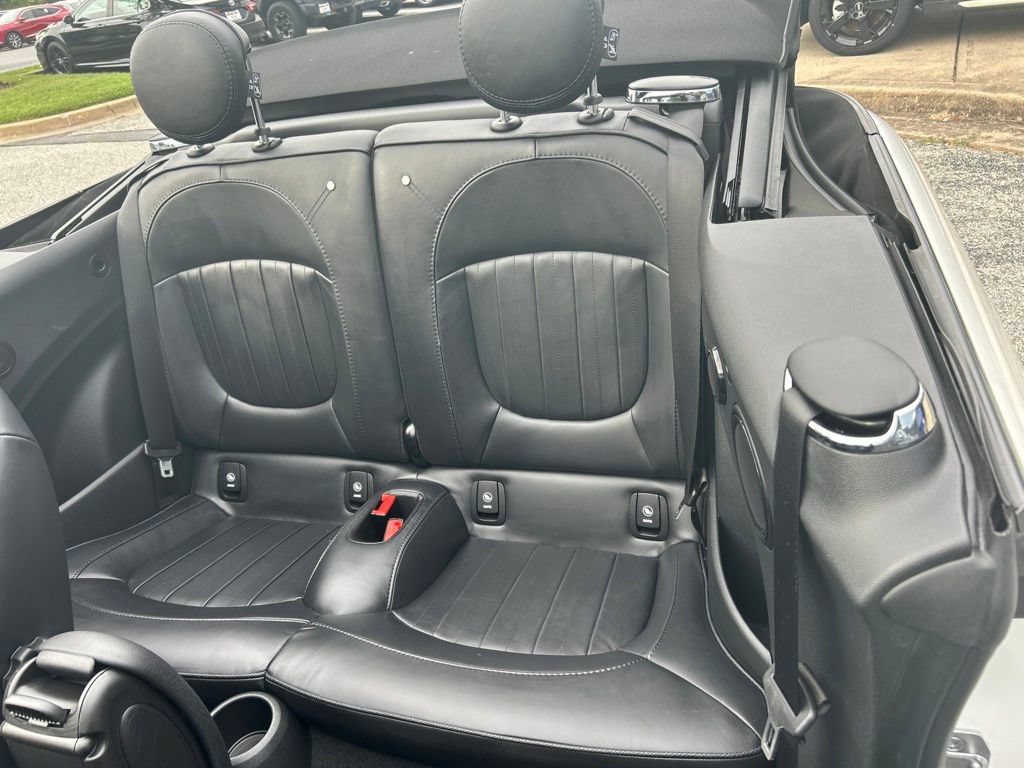 Used 2024 MINI Cooper S w/ Seaside Edition FWD image 15