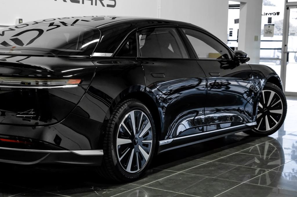 Used 2025 Lucid Air Touring image 15